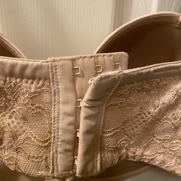 5-way Convertible/Strapless Bra - Picture 2 of 4